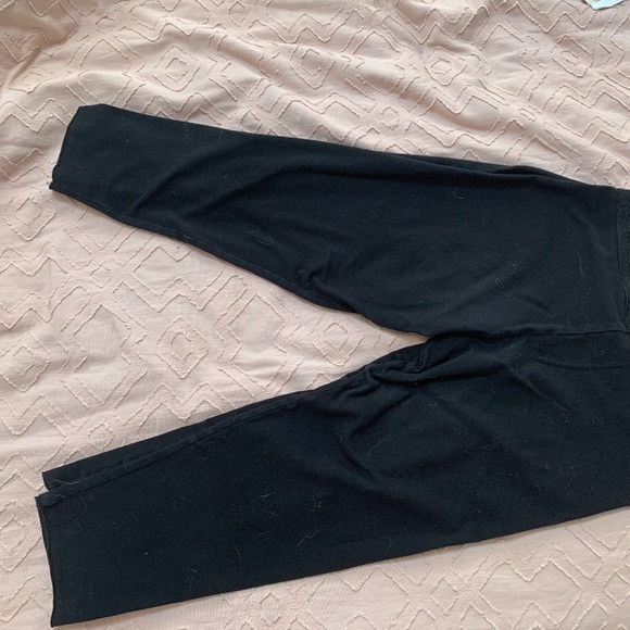 TWO PACK SOLOW SPORT CROPPED LEGGINGS - Picture 4 of 6